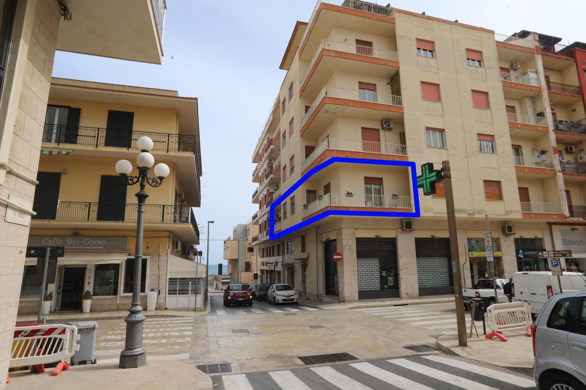 Dimora Del Commendatore Apartment